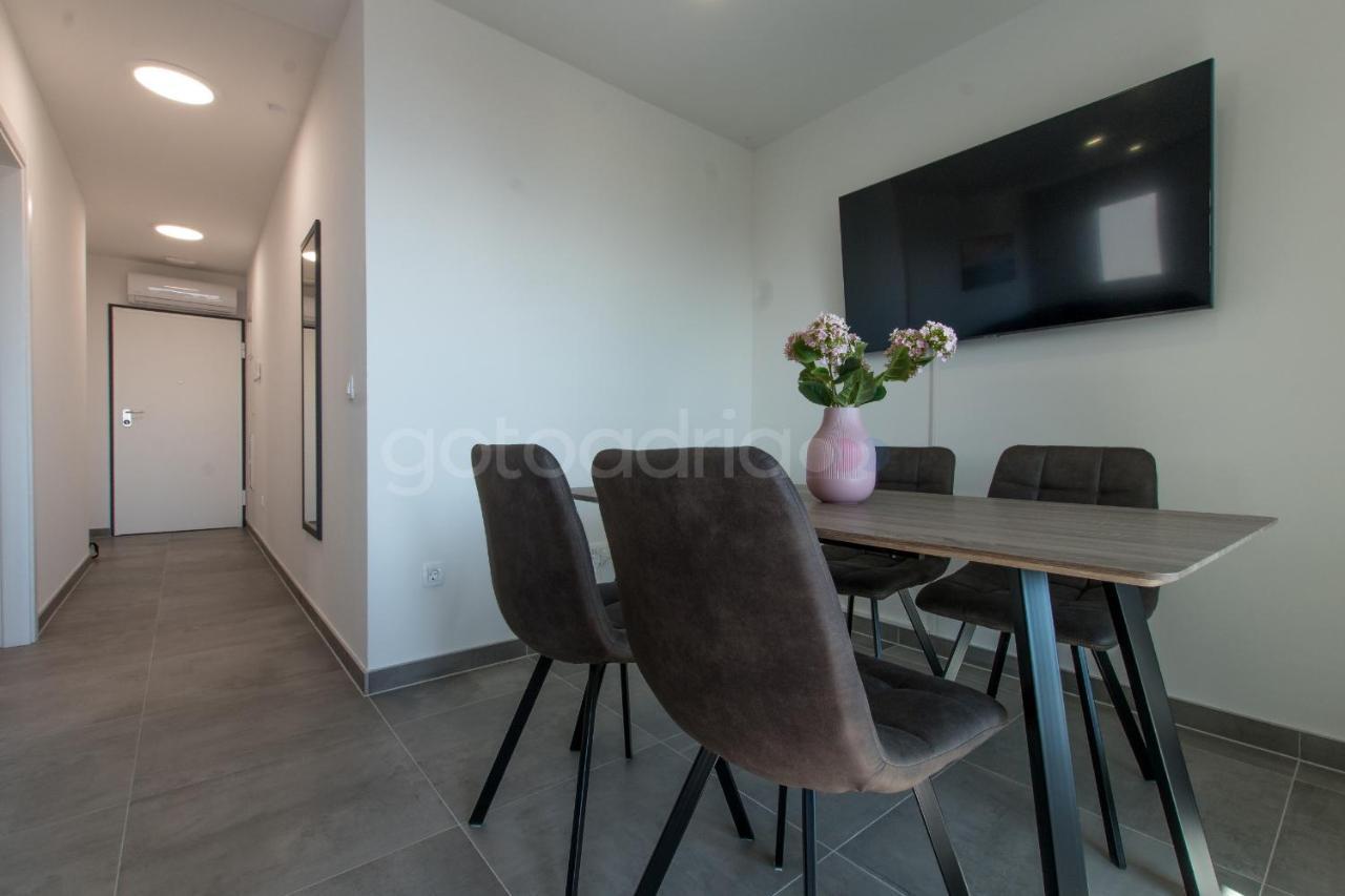 Sea View Apartments Diana Makarska Exterior foto